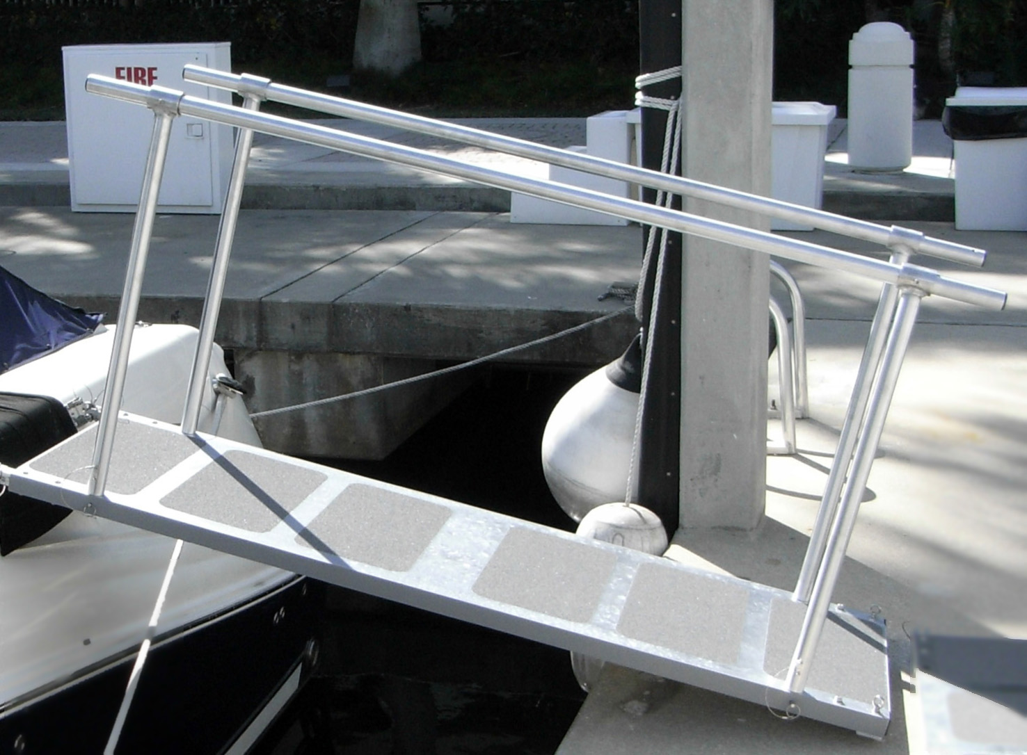 boat boarding ramps,Passerelle,solution,STEADI-PLANK,affordable ...